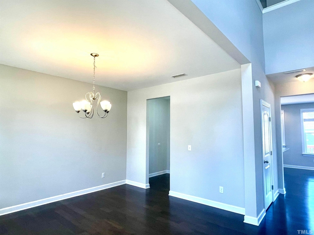 8008 Gilano Drive - Photo 7