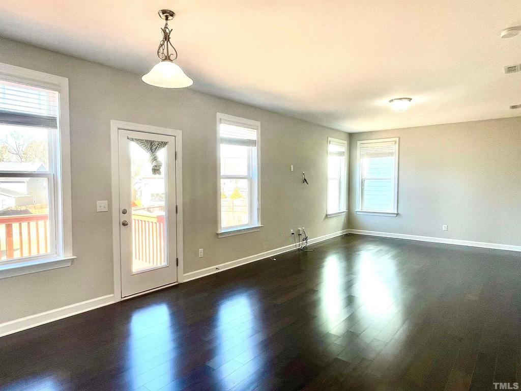 8008 Gilano Drive - Photo 10
