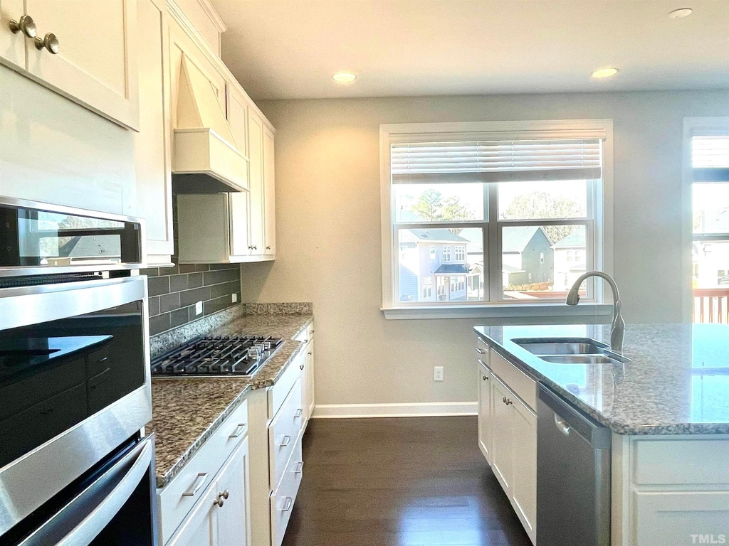 8008 Gilano Drive - Photo 11
