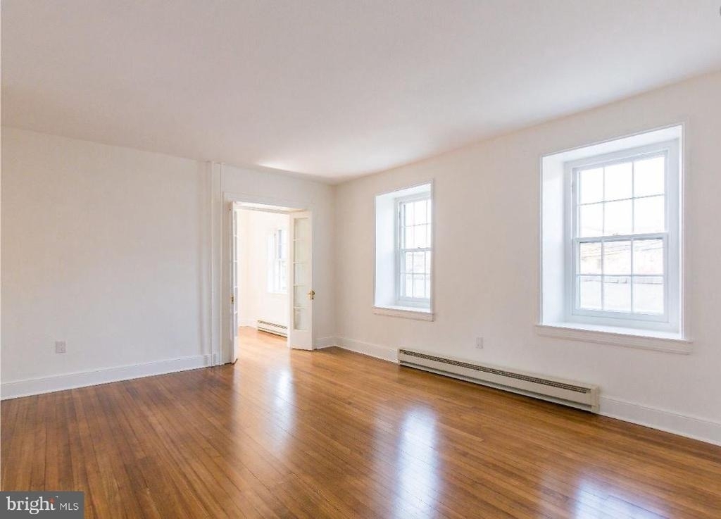 35 S State Street - Photo 2