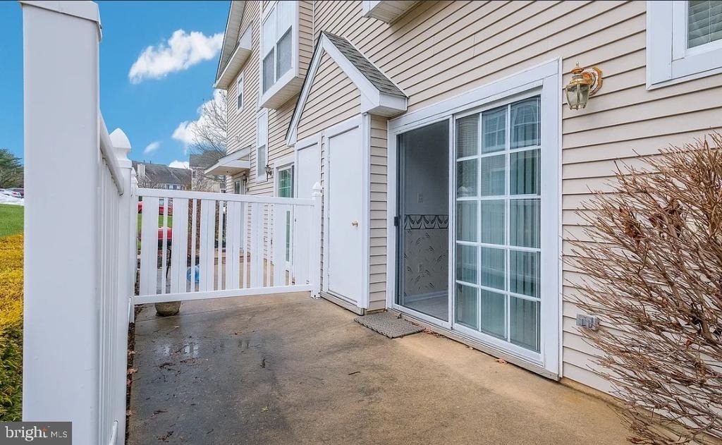 1508 Carol Court - Photo 1