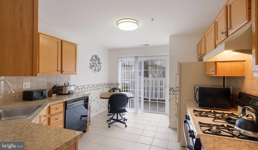 1508 Carol Court - Photo 7