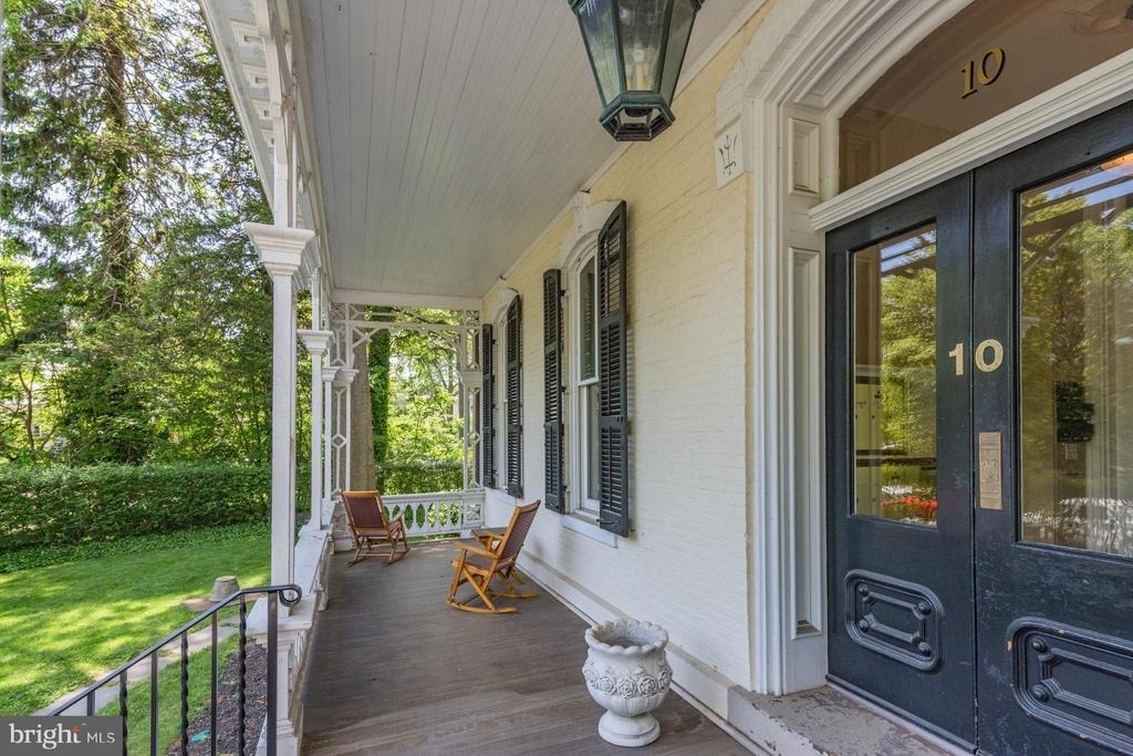 10 Bayard Lane - Photo 2