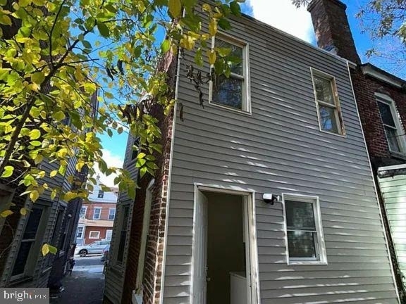 510 N Hermitage Avenue - Photo 1