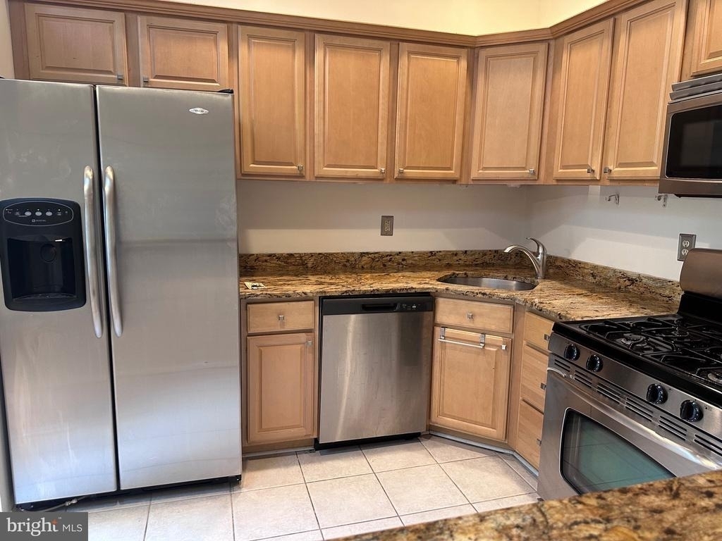 65 Cheverny Court - Photo 1