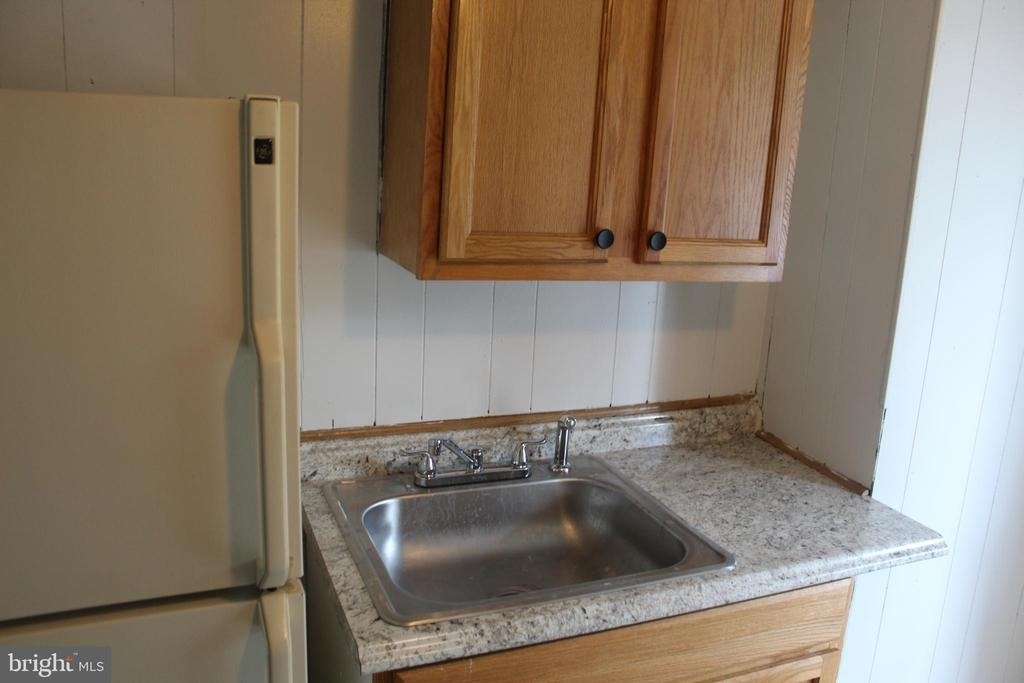131 Ray Street - Photo 4