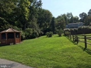 1307 Lark Lane - Photo 3