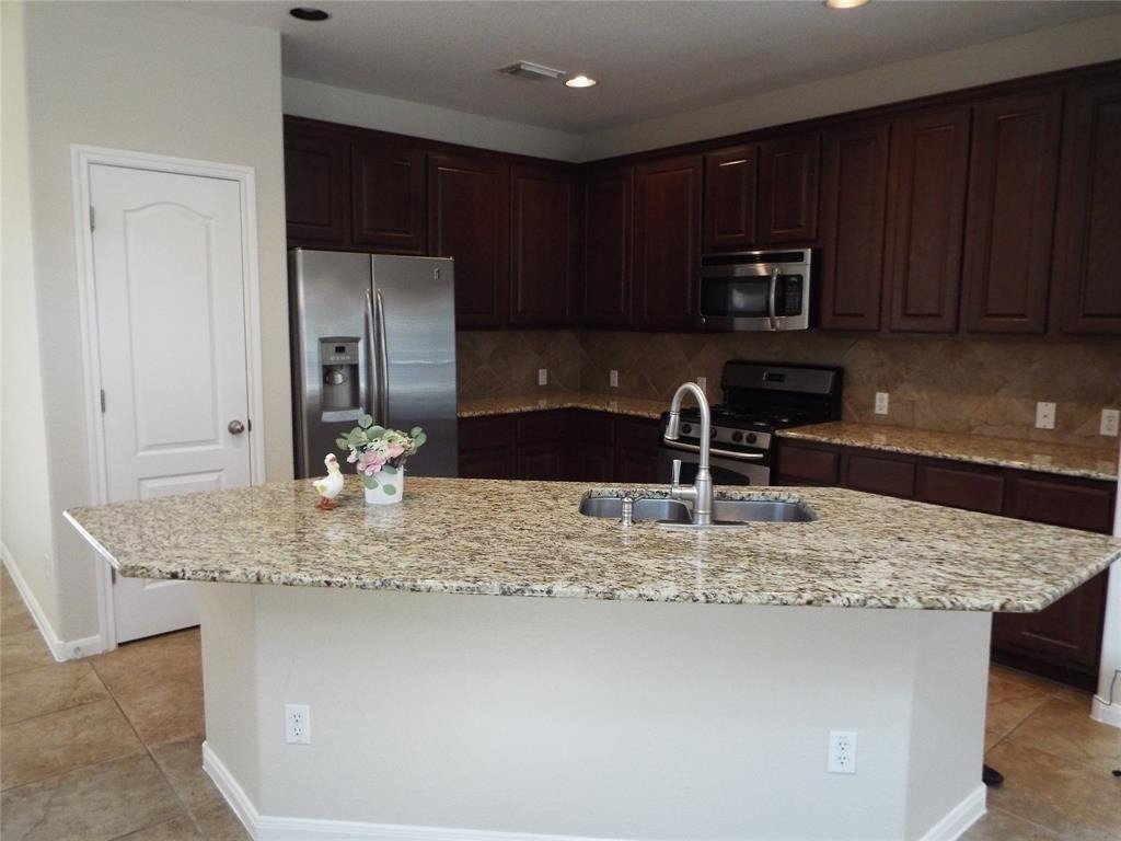 11400 W Parmer Ln - Photo 2