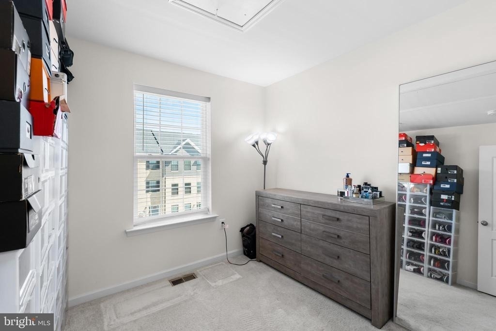 10625 Meridian Hill Way - Photo 17