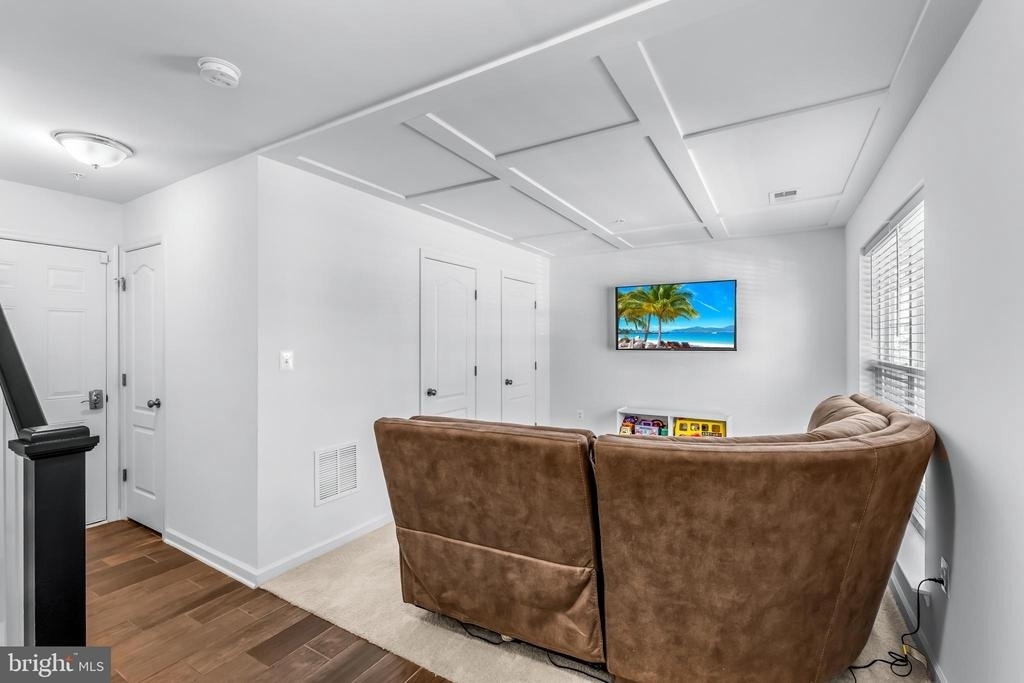 10625 Meridian Hill Way - Photo 3