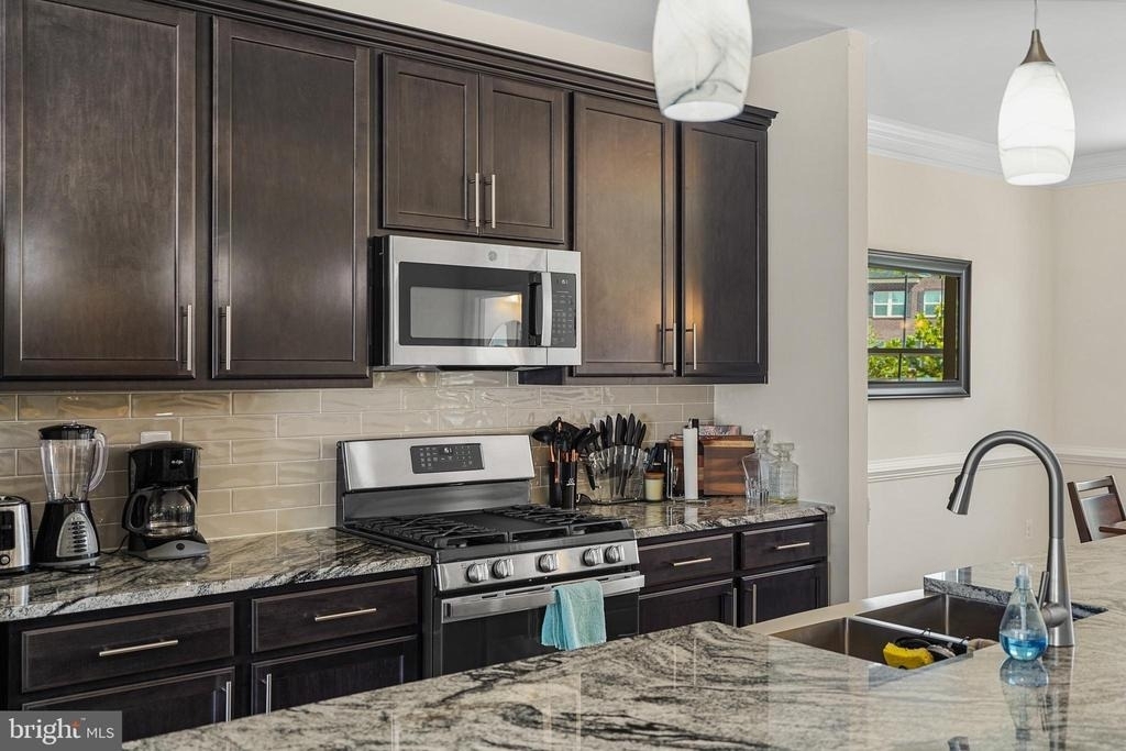16418 Caribbean Way - Photo 25