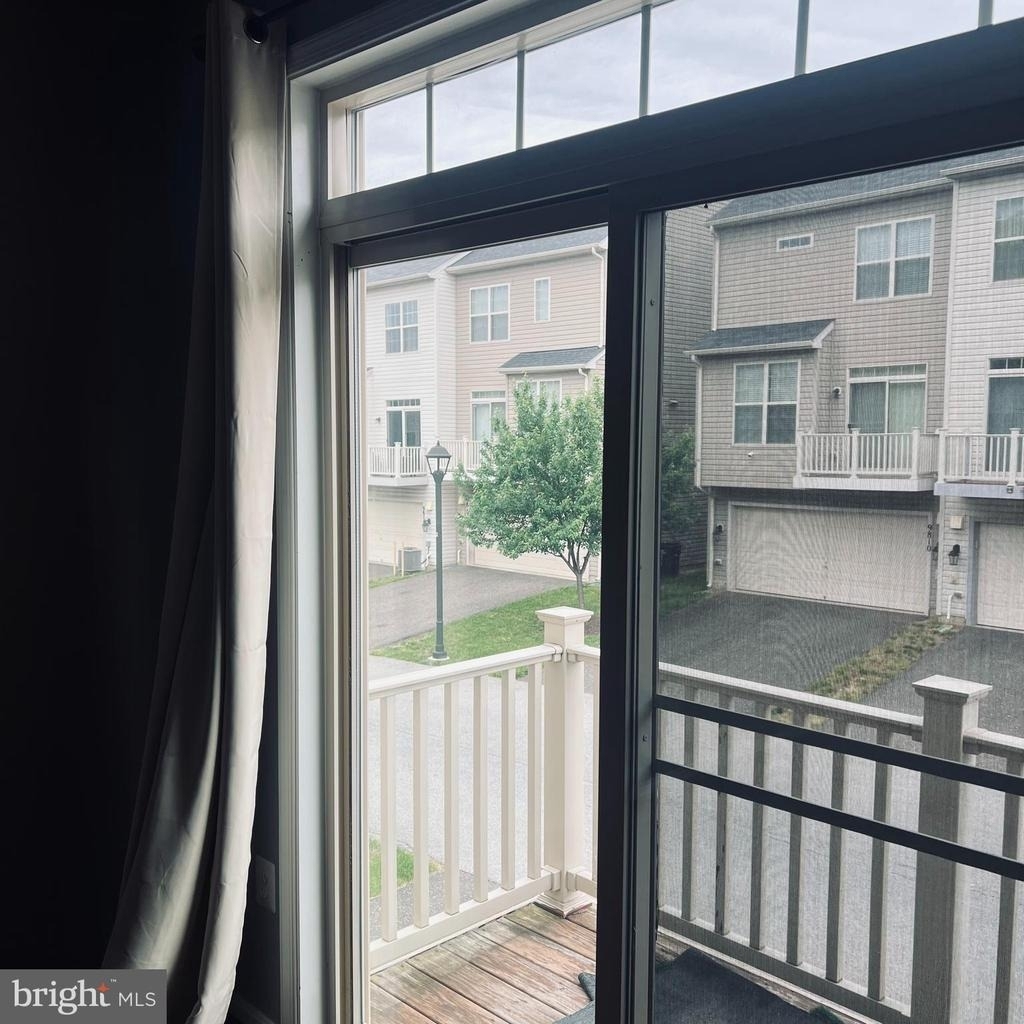 9026 Ruby Lockhart Boulevard - Photo 4
