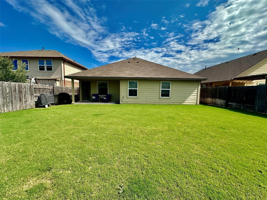 5613 Sacco St - Photo 32
