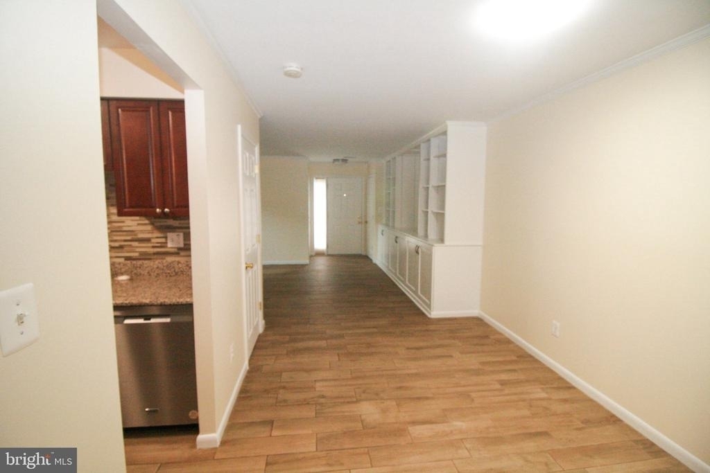 11325 Halethorpe Terrace - Photo 10