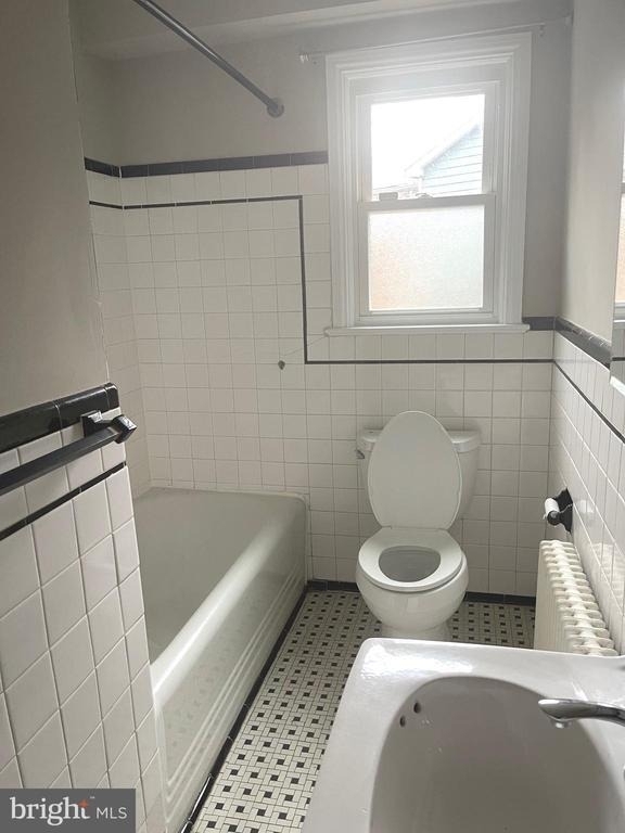 9803 Forest Grove Drive - Photo 13