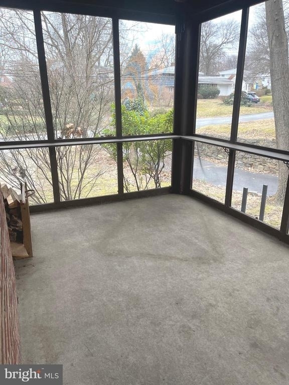 9803 Forest Grove Drive - Photo 5