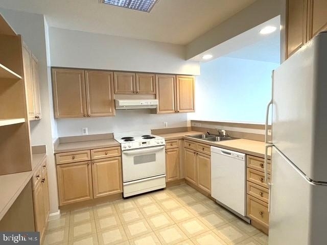3210 N Leisure World Boulevard - Photo 2