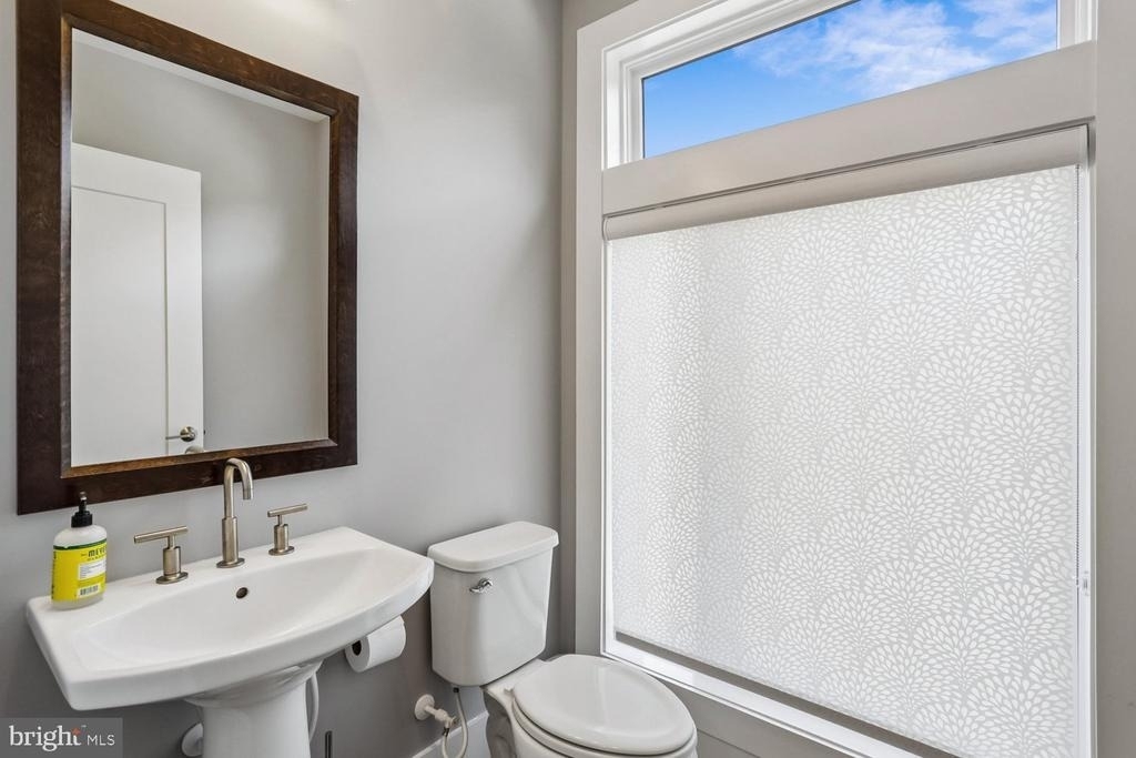 5342 Merriam Street - Photo 11