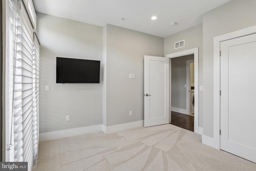 5342 Merriam Street - Photo 16