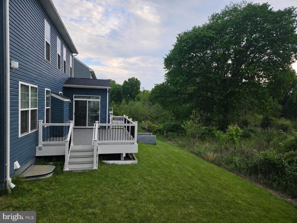 3332 Burton Drive - Photo 5