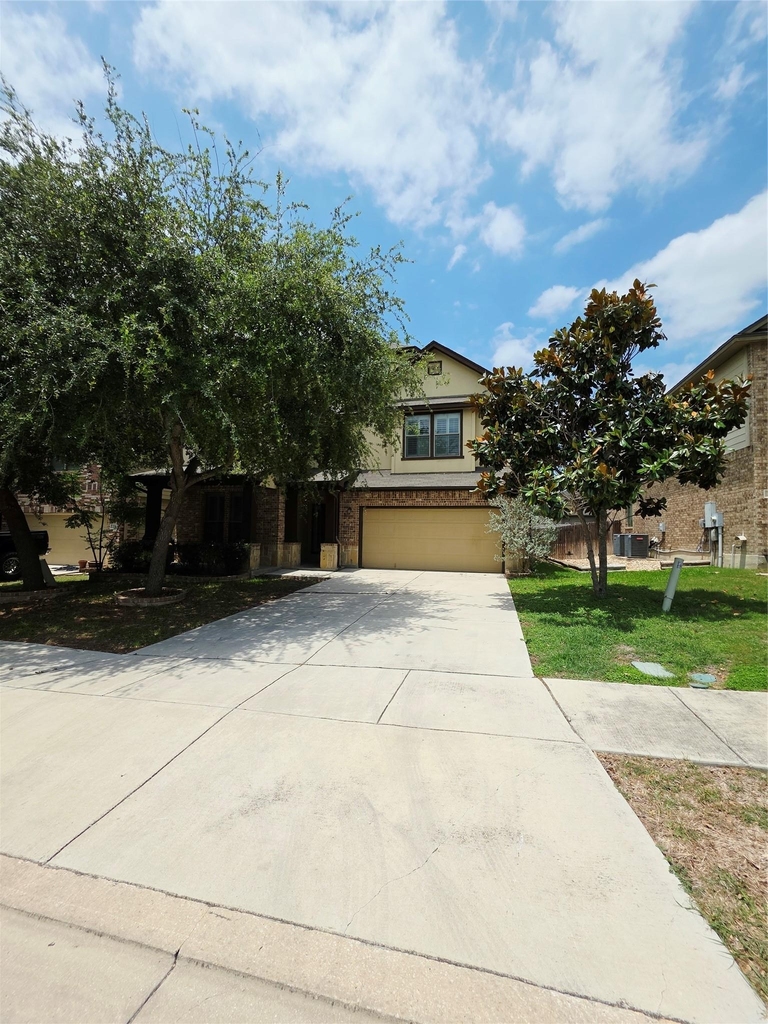 228 Dove Hl - Photo 0