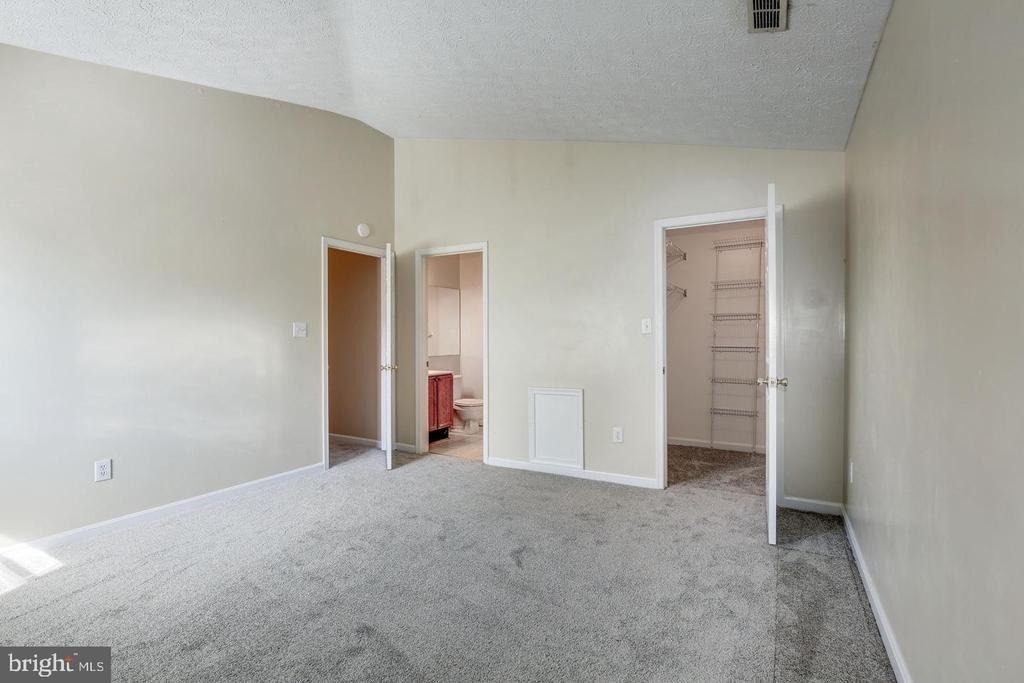 2106 Whitehall Road - Photo 21