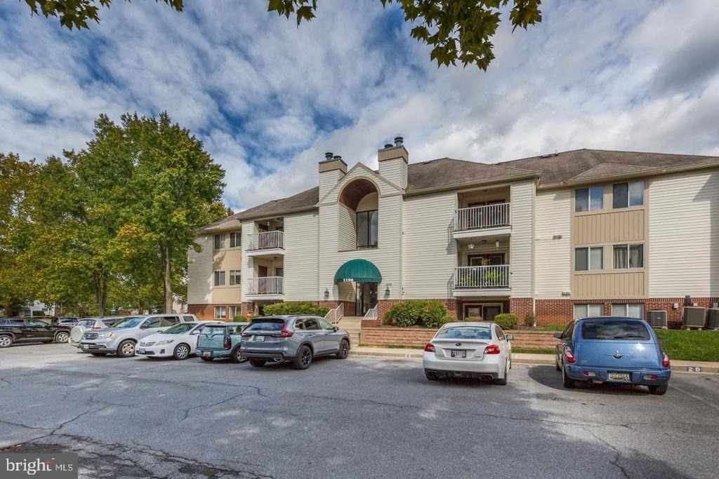 2106 Whitehall Road - Photo 1