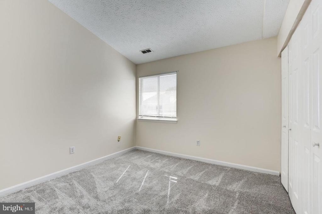 2106 Whitehall Road - Photo 25