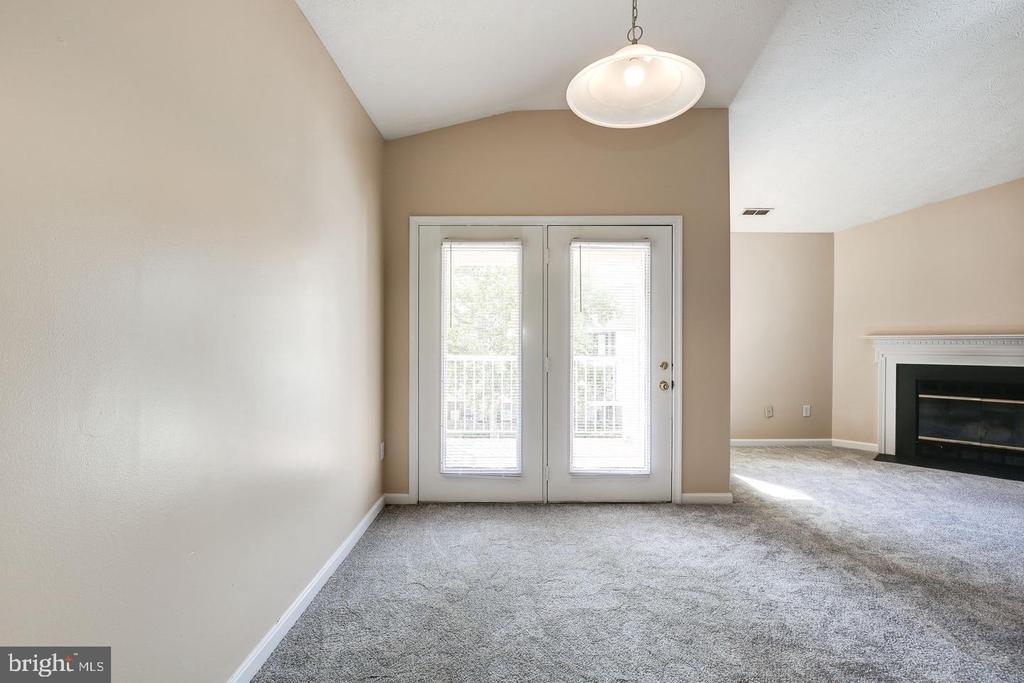 2106 Whitehall Road - Photo 9