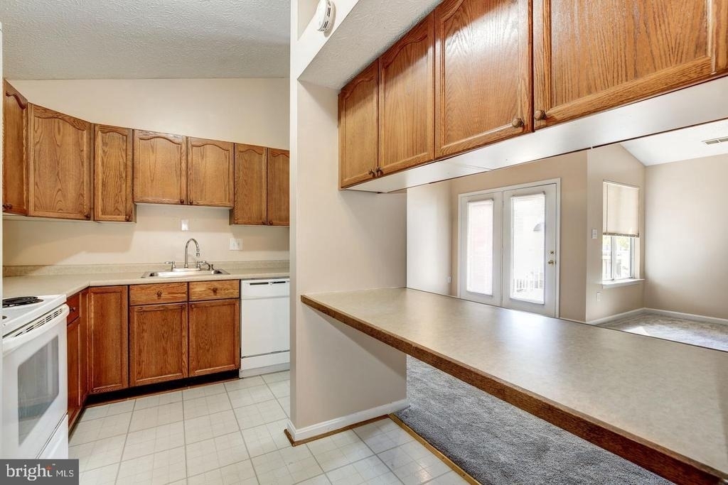 2106 Whitehall Road - Photo 17