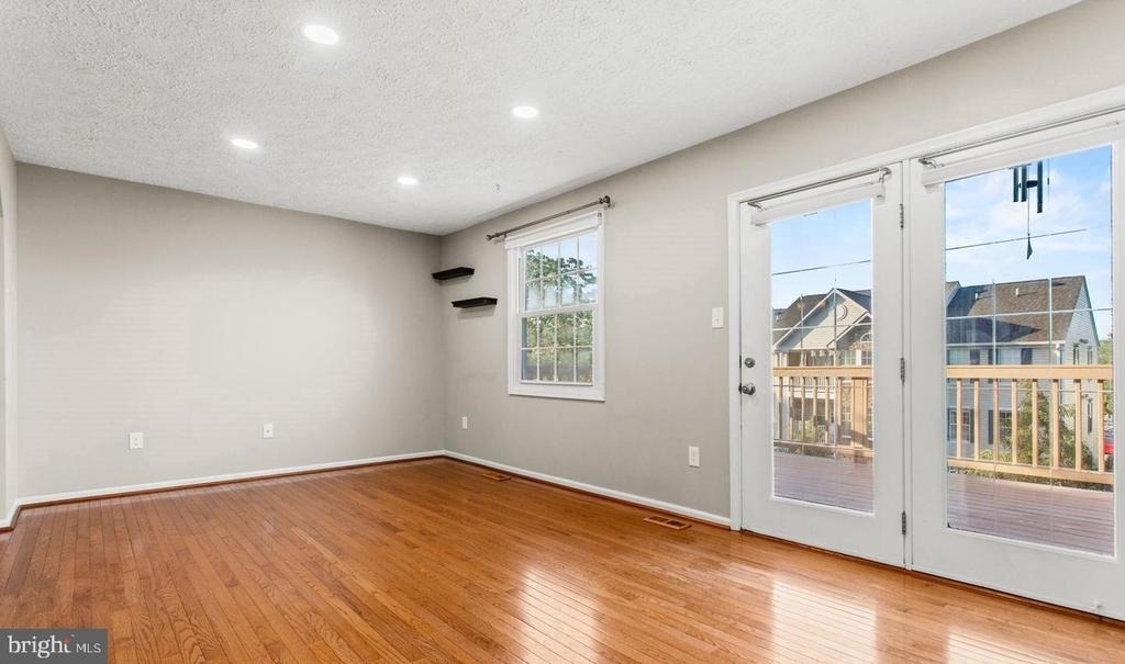 6359 New Haven Court - Photo 15