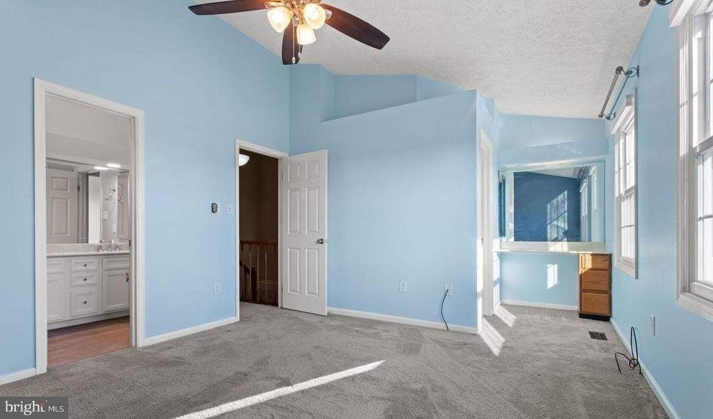 6359 New Haven Court - Photo 17