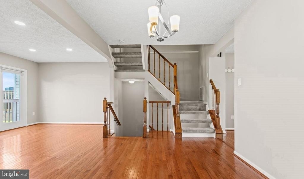 6359 New Haven Court - Photo 10
