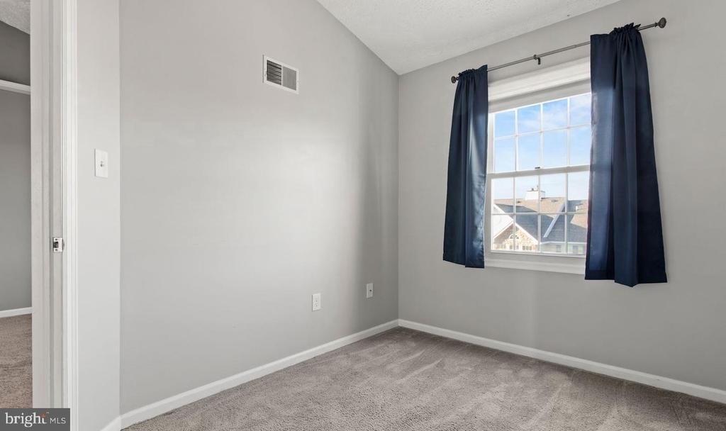 6359 New Haven Court - Photo 26