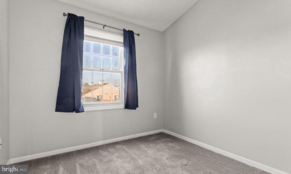 6359 New Haven Court - Photo 24