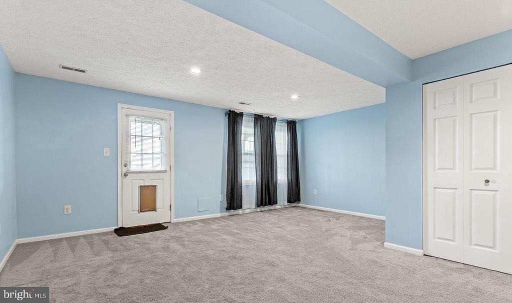 6359 New Haven Court - Photo 30
