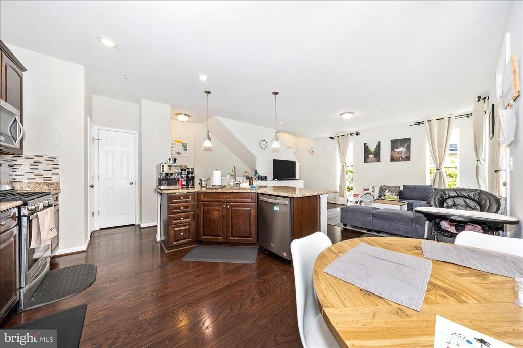 6142 Murray Terrace - Photo 6
