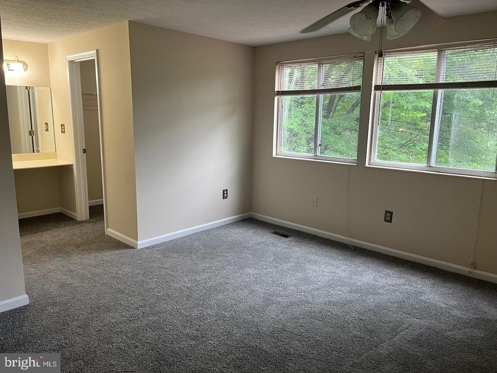 60 Chins Court - Photo 19