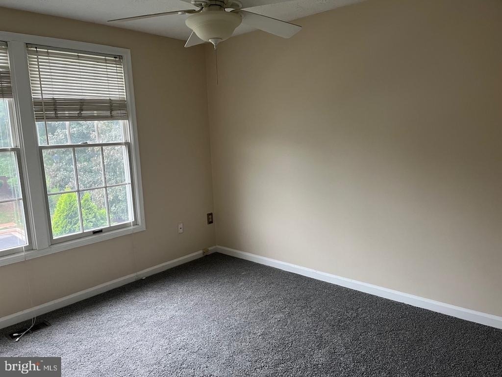 60 Chins Court - Photo 13