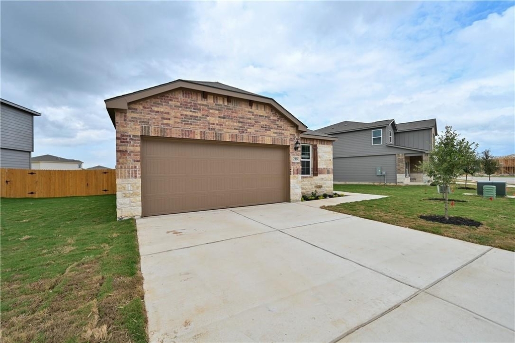 218 Mount Vernon Way - Photo 0