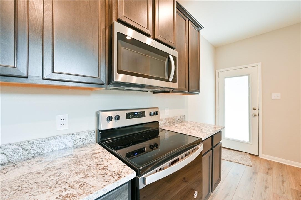 218 Mount Vernon Way - Photo 10