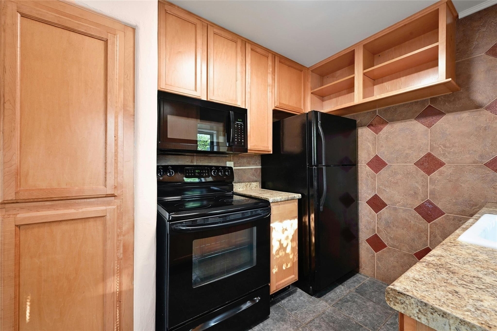 2829 San Gabriel St - Photo 26