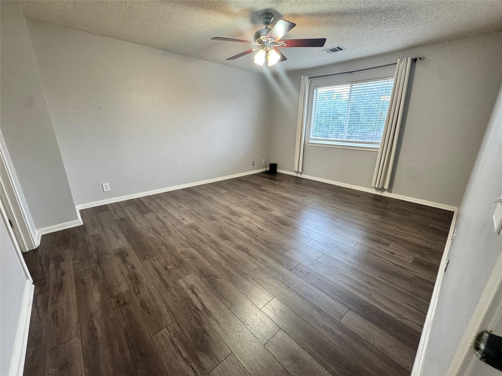 1616 War Horse Ln - Photo 11