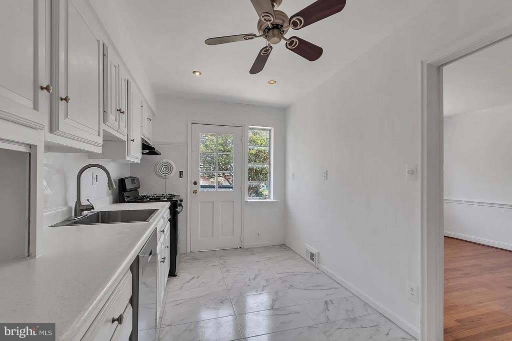 1804 Winford Road - Photo 3