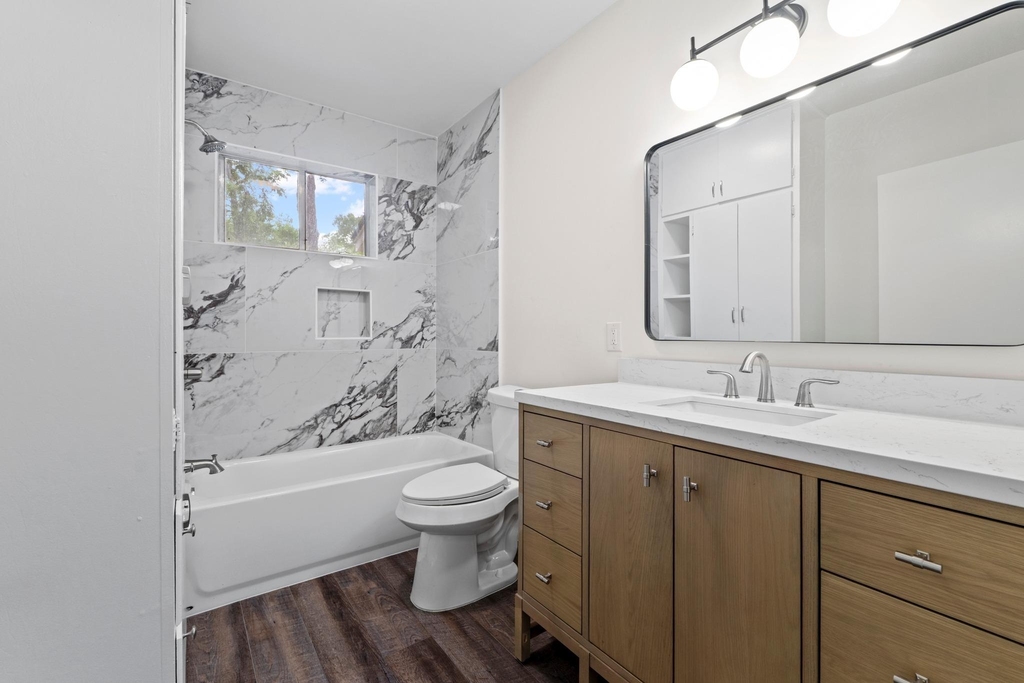 1110 Somerset Ave - Photo 17