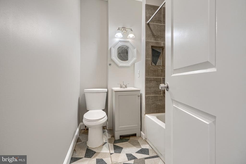 2917 Clifton Avenue - Photo 21