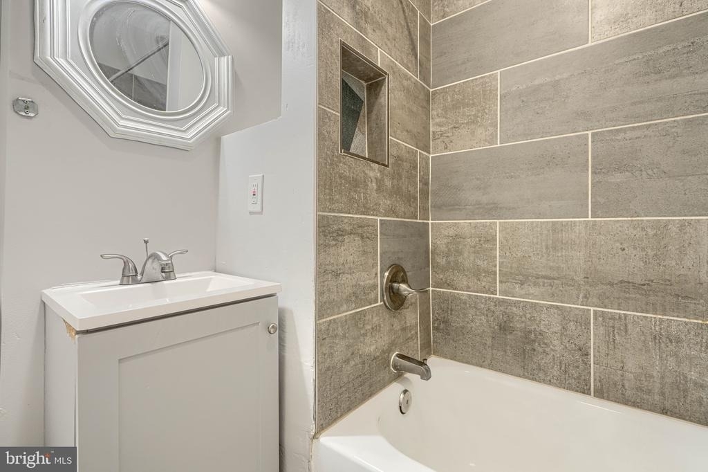 2917 Clifton Avenue - Photo 20