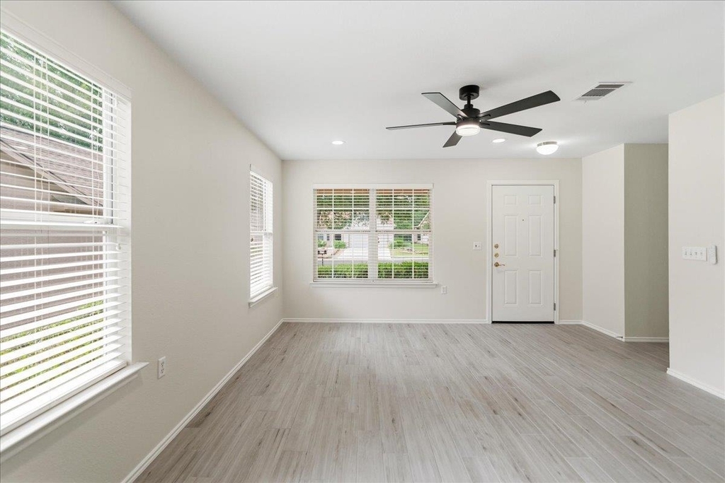 104 Whitewing Way - Photo 13