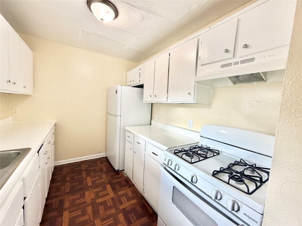 6257 Manor Rd - Photo 7