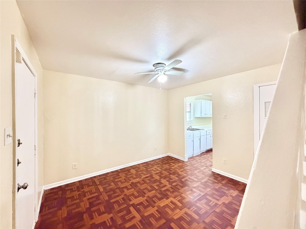 6257 Manor Rd - Photo 15